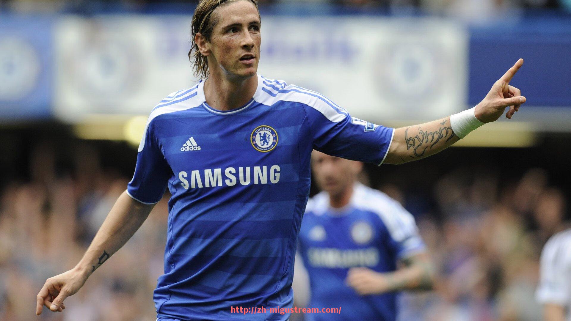 咪咕体育直播-世俱杯赛场灯光秀点亮激情，球迷现场助威嗨翻天